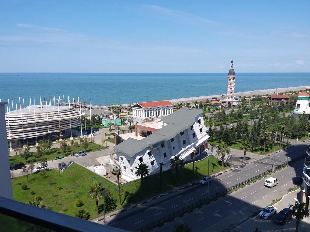 Apartment Sea Tower Khimshiashvili 15 Batumi Exterior foto